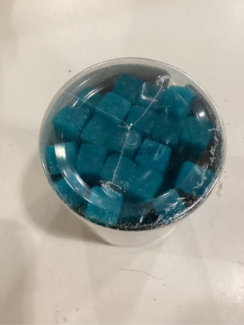 Condition photo showing New/Like New for 99.99% creatine monohydrate gummies more 15% strength, 5x energy, muscle, recovery, pre-workout complex creatine for women & men with 5000mg creatine, l-taurine, b12, mg & k, 0 sugar ( bb 01/04/2028)