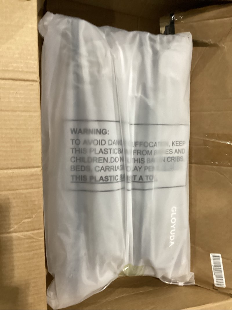 Condition photo showing New/Like New for Untitled Item
