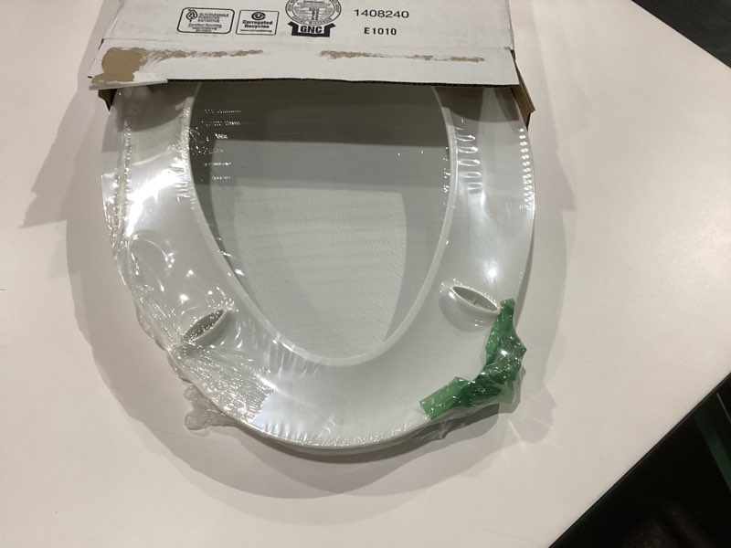 Condition photo showing New/Like New for KOHLER 4636-RL-0 Cachet ReadyLatch Elongated Toilet Seat Slow Close, Soft Close Toilet Seat Quiet Lid, Contoured Grip-Tight Bumpers Installation Hardware, Apartment Essentials, White White Elongated Ready Latch