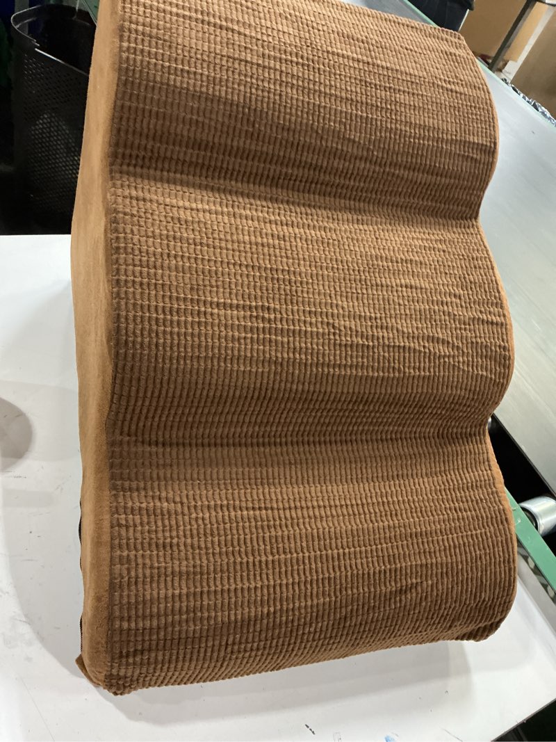 Condition photo showing As Is for 3-Step Dog Ramp and Stairs for Sofa and Chair - Non-Slip Sturdy Pet Steps for Small Dogs and Cats,15.7" H,Brown Brown 3 3-Step 15.7''H