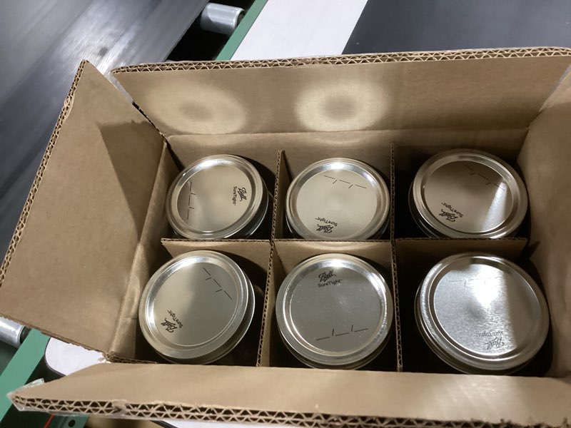 Condition photo showing New/Like New for ball wide mouth glass mason jars with lids and bands, used for canning, pickling, juice, jam, jelly, quart size 32 ounce (pack of 6) quart 32 ounce (pack of 6)