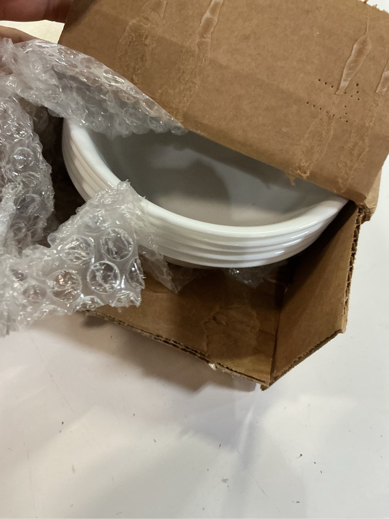 Condition photo showing Good Condition for corelle 18 oz winter frost glass/porcelain soup/cereal bowl 6.25 in.