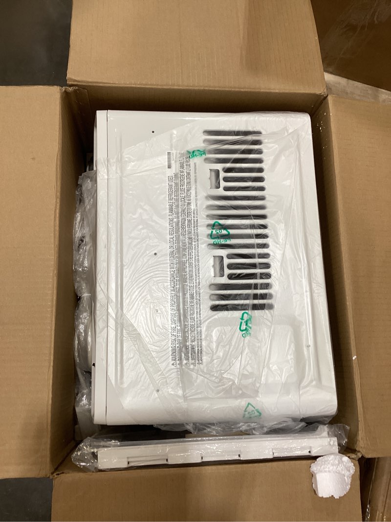 Condition photo showing Good Condition for lg 6,000 btu window air conditioner, cools 250 sq.ft. (10' x 25' room size), quiet operation, electronic control with remote, 2 cooling & fan speeds, 2-way air deflection, auto restart, 115v 6000 btu electronic & standard bright white