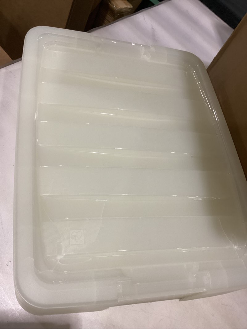 Condition photo showing New/Like New for IRIS USA 40 Qt Stackable Plastic Storage Bins with Lids, 6 Pack - BPA-Free, Made in USA - Discreet Organizing Solution, Latches, Durable Nestable Containers, Secure Pull Handle - Pearl Pearl 40 Qt 6 Pack