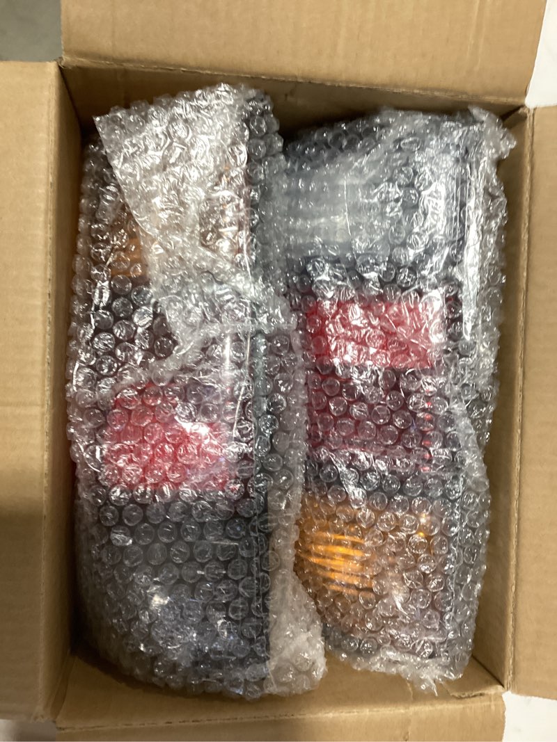 Condition photo showing As Is for Boine Tail Light Compatible With 2000 2001 2002 2003 2004 2005 2006 Toyota Tundra Driver and Passenger Side Rear Light Brake Lamps Replaces 81550-0C010 81560-0C010 - Bulb Included