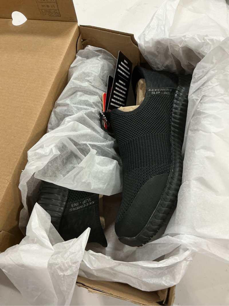 Condition photo showing New/Like New for Skechers Women's Hands Free Slip-in Cessnock Shoes Black 5 Wide