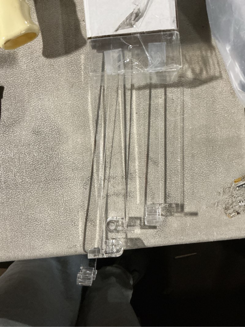 Condition photo showing Good Condition for yellow mountain imports american mahjong tile pushers - set of 4, 18-inch clear transparent acrylic mahjong pushers
