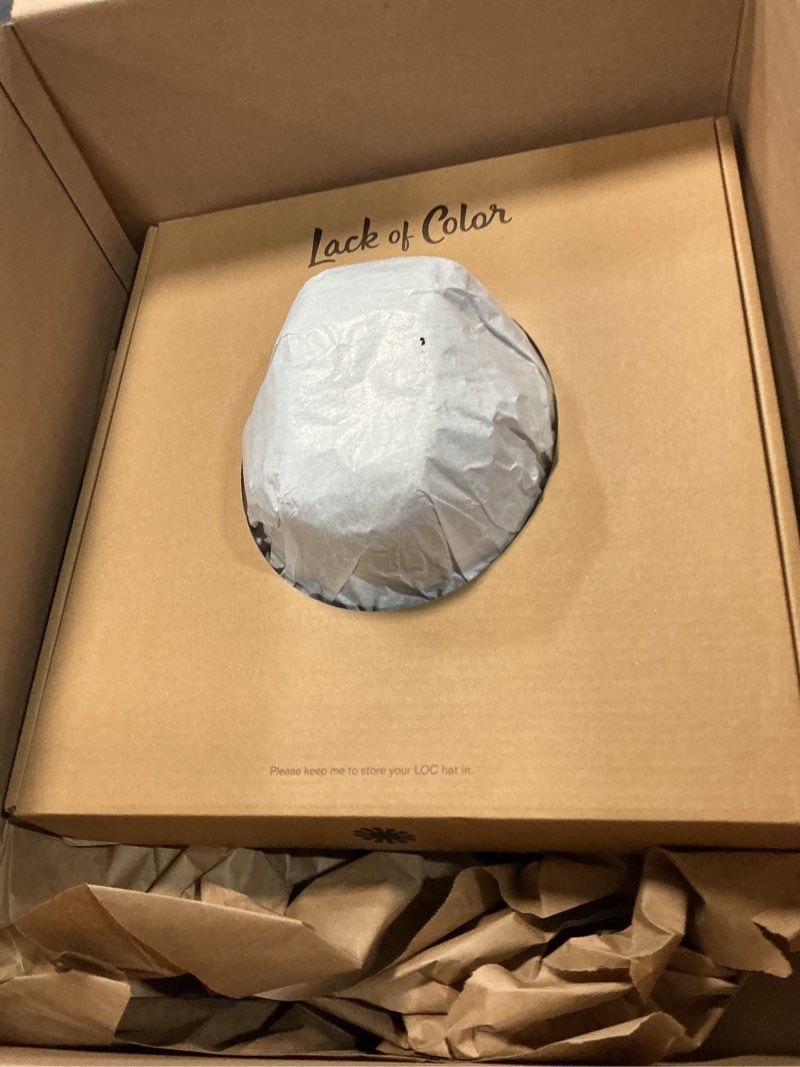 Condition photo showing New/Like New for women's the outlaw ii straw hat