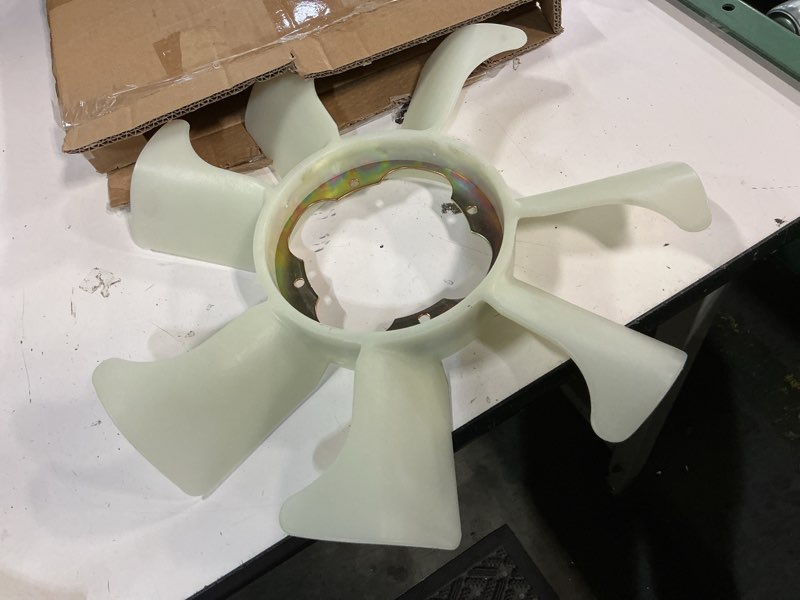 Condition photo showing Good Condition for a-premium engine radiator cooling fan blade compatible with nissan d21 1990-1994, frontier 1998-2004, pickup 1995-1997, xterra 2000-2004, l4 2.4l, front side, replace# 2106086g00