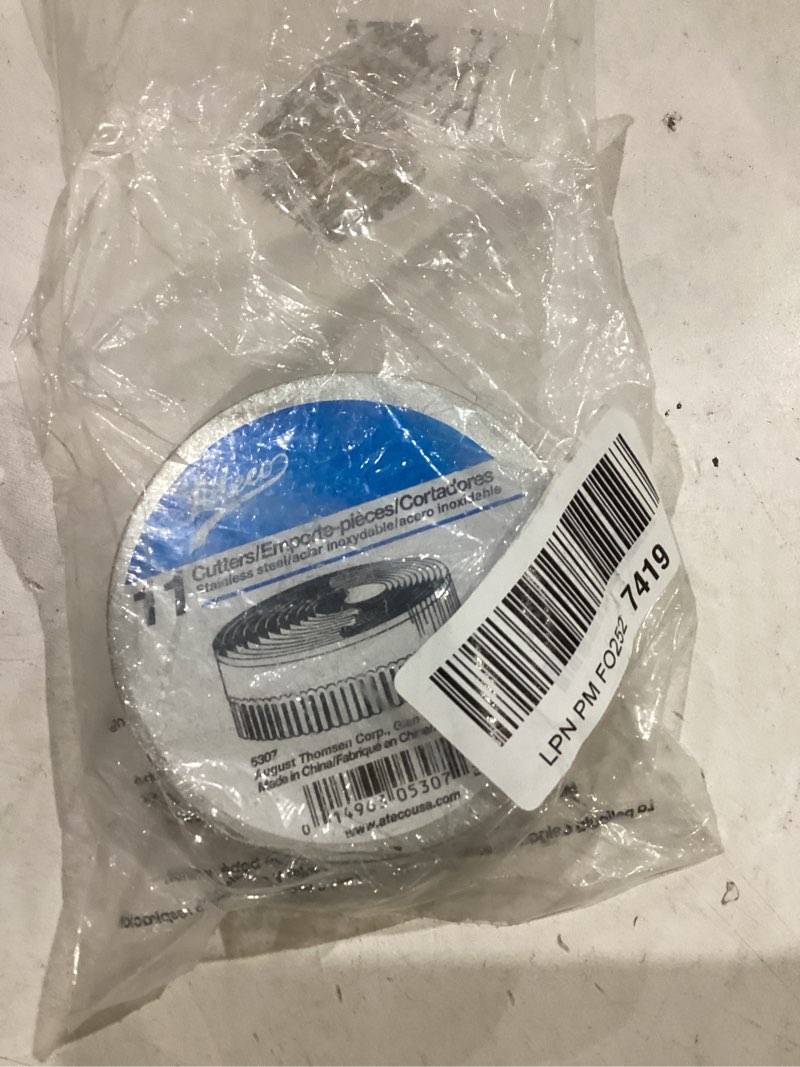Condition photo showing Good Condition for ateco fluted edge round cutters in graduated sizes, stainless steel, 11 pc set fluted edge round (11 pcs)