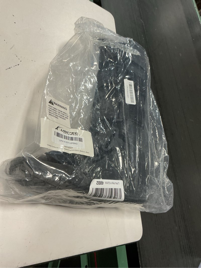 Condition photo showing Good Condition for united ortho air cam walker fracture boot, medium, black medium (pack of 1) black