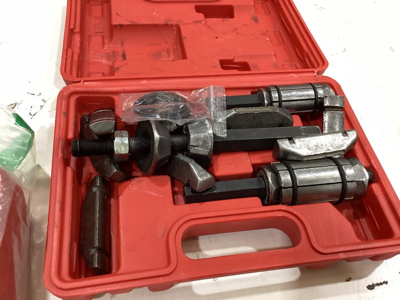Condition photo showing Good Condition for scitoo 3-pieces pipe expander tool set 1/18'' to 3-1/2'', tail pipe expander compatible with most vehicles and trucks