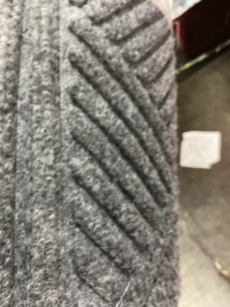 Condition photo showing Good Condition for mohawk home utility bay 4-ft x 6-ft gray rectangular indoor utility mat
