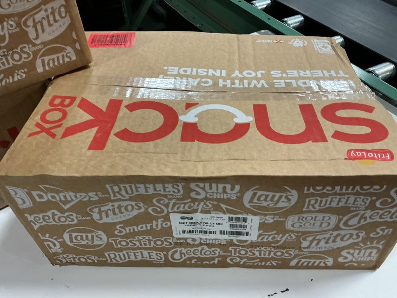 Condition photo showing Good Condition for Simply, Doritos & Cheetos Mix Variety Pack, 0.875 Ounce (Pack of 36) Simply Doritos & Simply Cheetos 36 Count (Pack of 1) ( BB DEC 16/2025) 