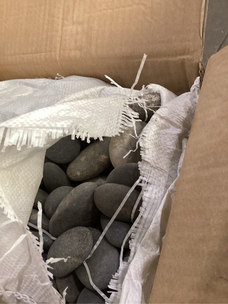 Condition photo showing New/Like New for about 100 pcs painting rocks, 2.2"-3.5", flat, smooth - river, craft, diy stones, 18 pounds 2.2" - 3.5"