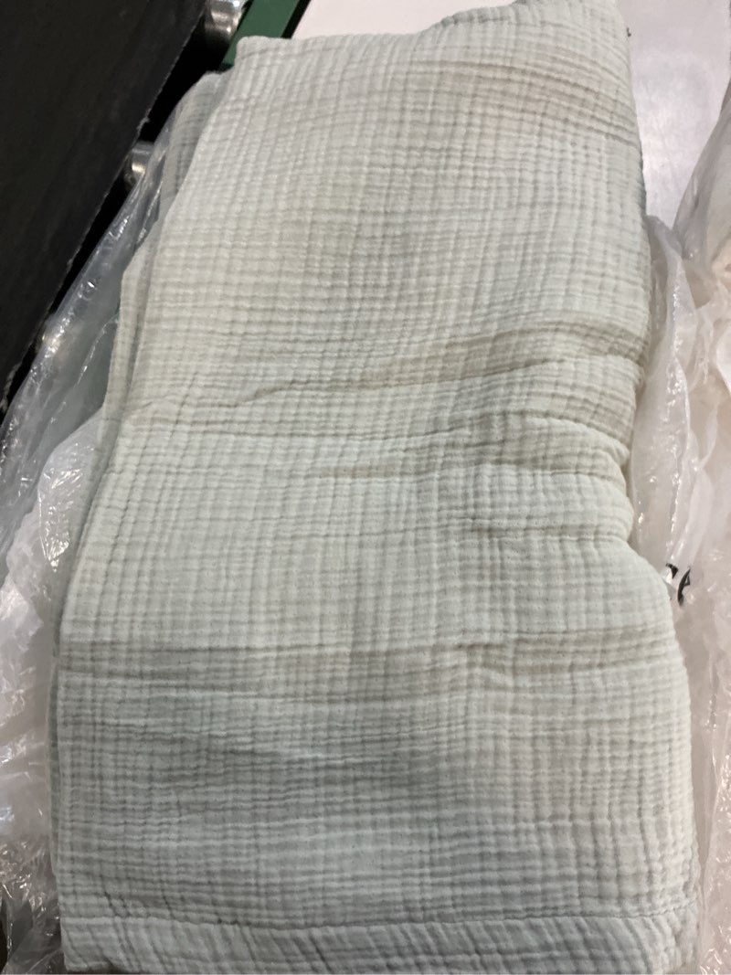 Condition photo showing As Is for quince organic cotton gauze blanket, full/queen, mist 1pcs