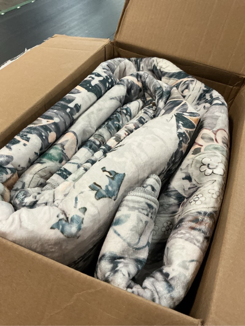 Condition photo showing Good Condition for rushuffy 8x10 washable small rug door mat, rugs for entryway, vintage boho distressed print pattern non-slip carpet, throw rug for indoor entrance kitchen bedroom bathroom laundry floor, grey white grey white 8' x 10' (rectangular)
