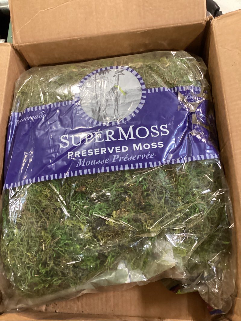 Condition photo showing Good Condition for supermoss (25324) forest moss preserved - long-lasting natural moss for indoor/outdoor plants, crafting, and home décor, 1,400 cu in, green green 1,400 cu in