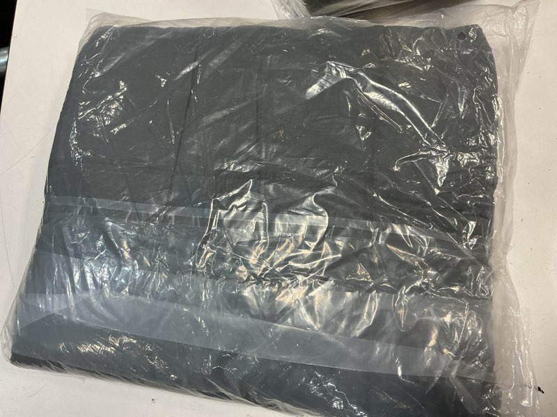 Condition photo showing Good Condition for weighted blanket 15lbs 48"x72", cooling heavy throw for 160-220lbs persons, premium glass beads & soft breathable fabric for all-season sleeping comfort 15lbs 48” x 72“