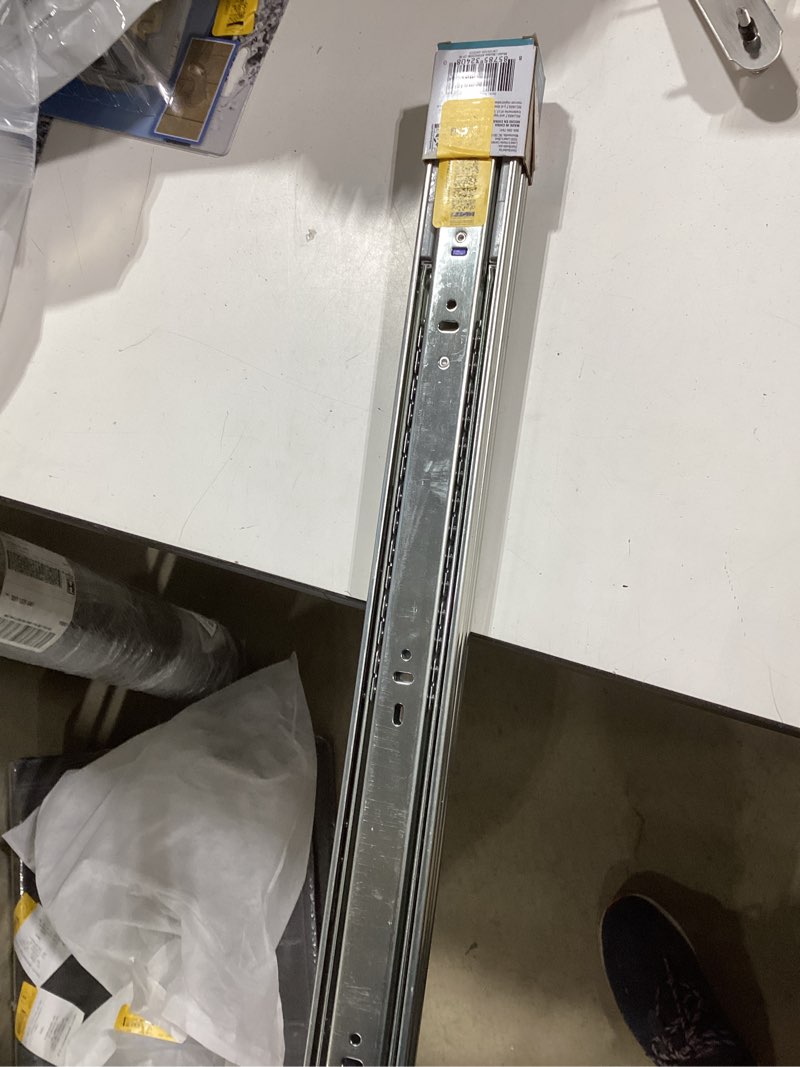 Condition photo showing Good Condition for reliabilt 20-in full extension soft close side mount ball bearing 50-lb load capacity silver