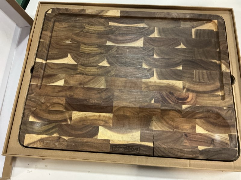 Condition photo showing As Is for evergreen end grain acacia wood cutting board for kitchen | large 16x12.4x1.5" butcher block with juice groove & non-slip feet | 2in1 charcuterie board, non-toxic, gift box