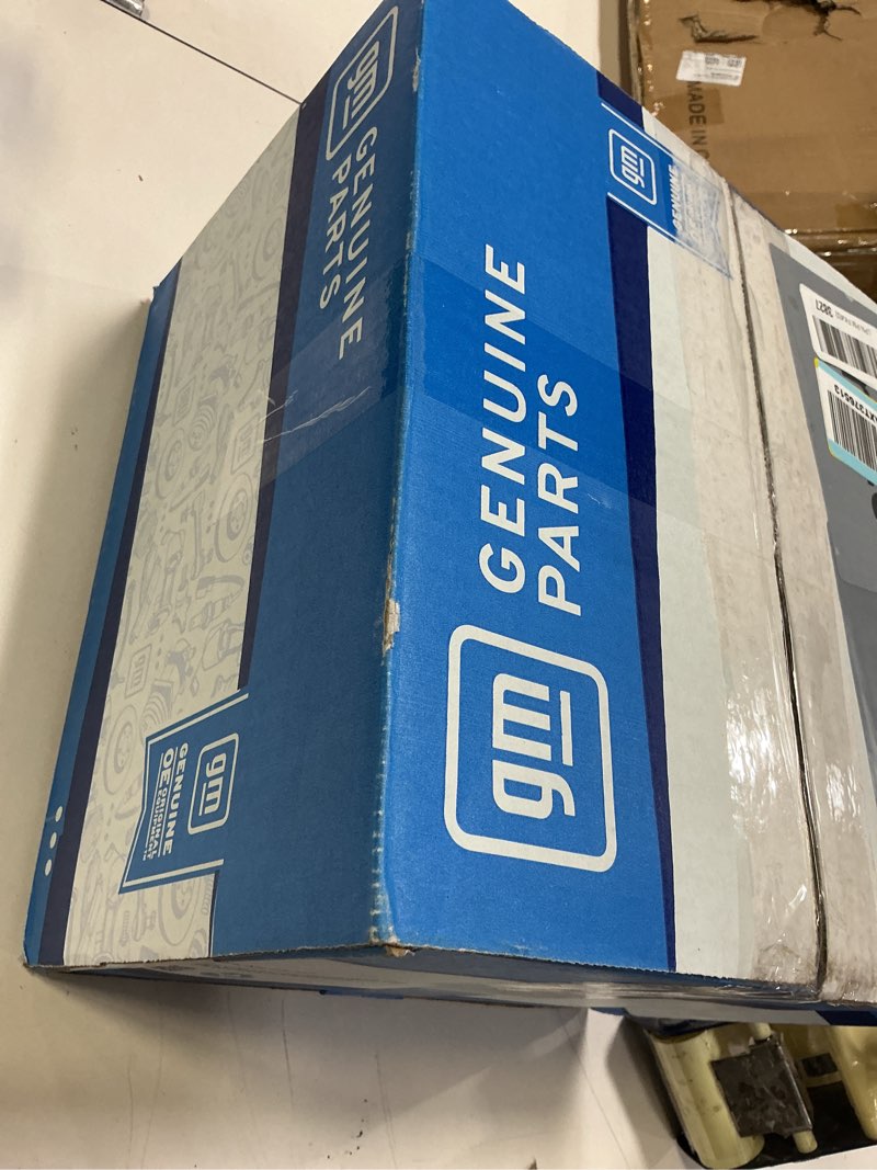 Condition photo showing Good Condition for GM Genuine Parts 15279852 Alternator