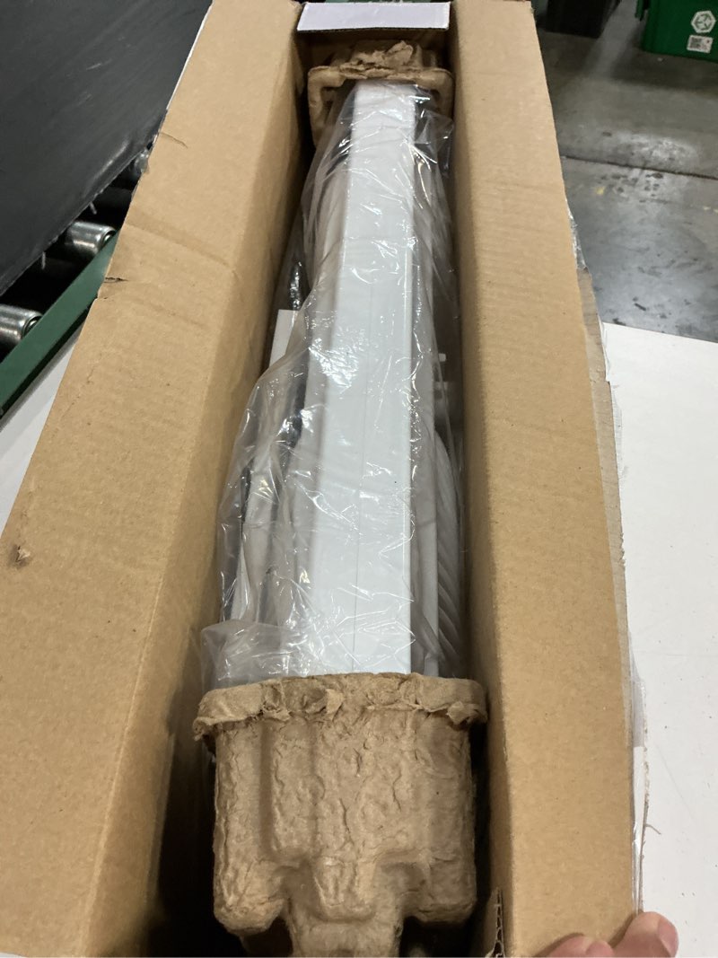 Condition photo showing Good Condition for mainstays 9'' 3-speed, reversable twin window fan, white