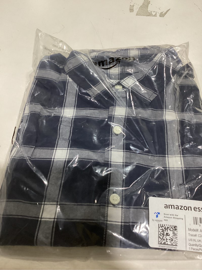 Amazon Essentials Men's Slim-Fit Short-Sleeve Poplin Shirt, Navy White Buffalo Plaid, X-Large