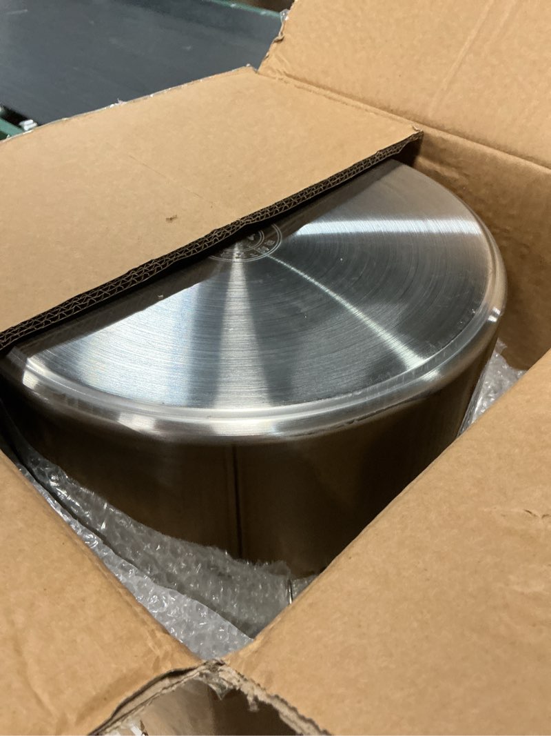 Condition photo showing Good Condition for 304 stainless steel food storage containers with lids lock clips airtight container large airtight for rice flour sugar grain coffee bean storage containers kitchen jar (5.55gal/21l)