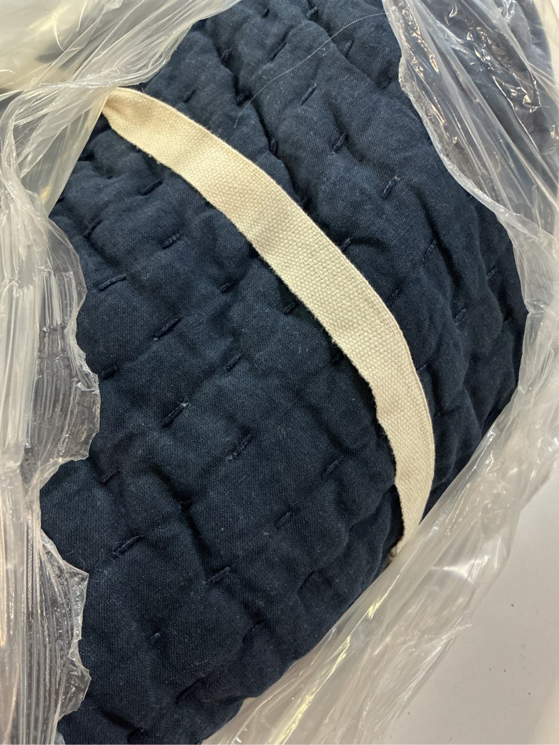 Condition photo showing Good Condition for european linen cotton stitch quilt set, full/queen, navy