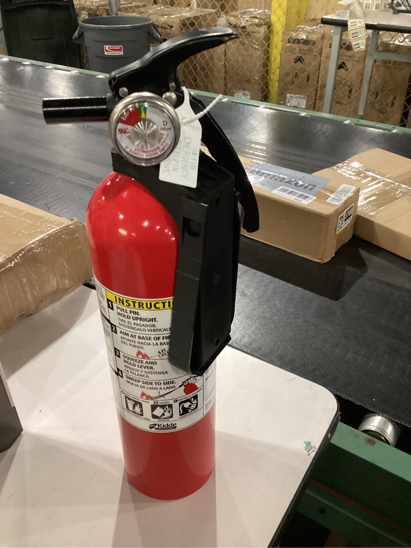 Condition photo showing Good Condition for kidde, fa110g, multi purpose fire extinguisher for home, office, dorm, residential, 1a10bc 1 pack