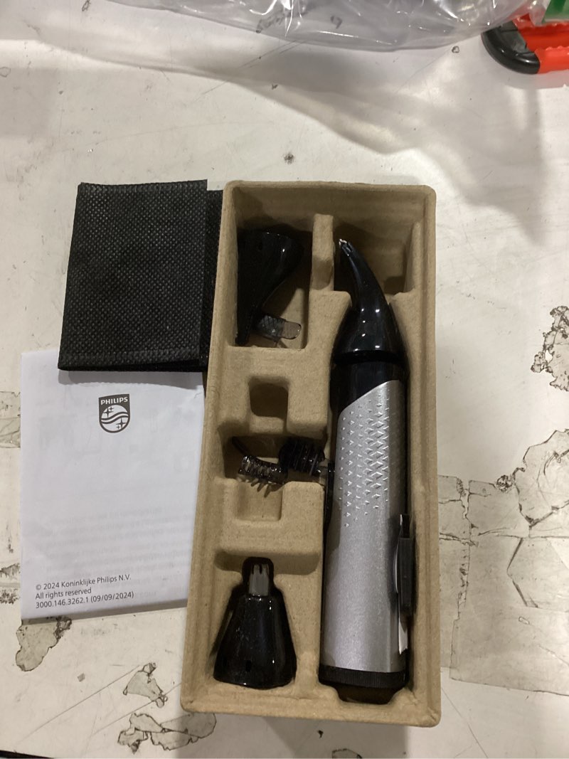 Condition photo showing Good Condition for norelco philips nose trimmer 5000 for nose, ears, eyebrows trimming kit, nt5600/62 black, silver 7.9 inch (pack of 1)