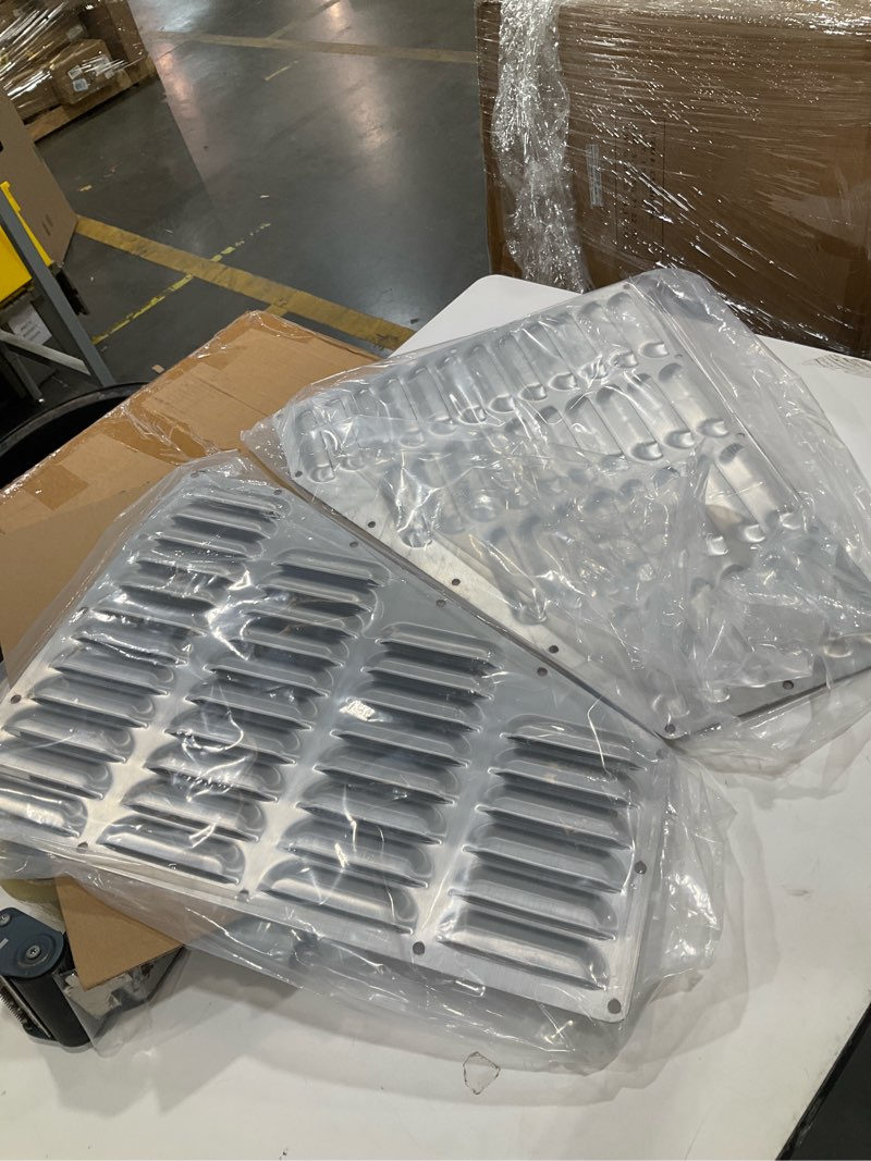 Condition photo showing Good Condition for ecotric aluminum louver hood vent compatible with 1984-2001 jeep xj cherokee/ 1986-1992 jeep comanche cooling panels pair kit bolt on