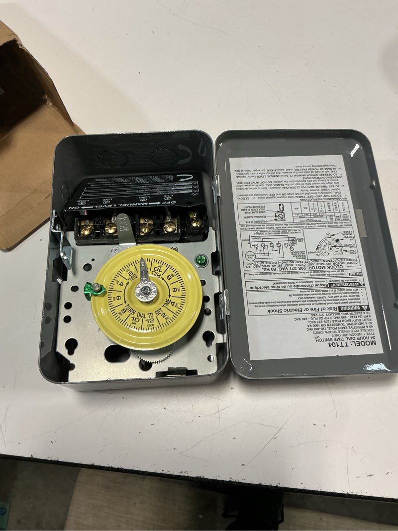 Condition photo showing Good Condition for t104 mechanical time switch, 208-277v ac 40a dpst, 24-hour dial with 12 on/off trips, heavy-duty timer switch for pool pumps water heater lighting and hvac, with 4 timer trippers