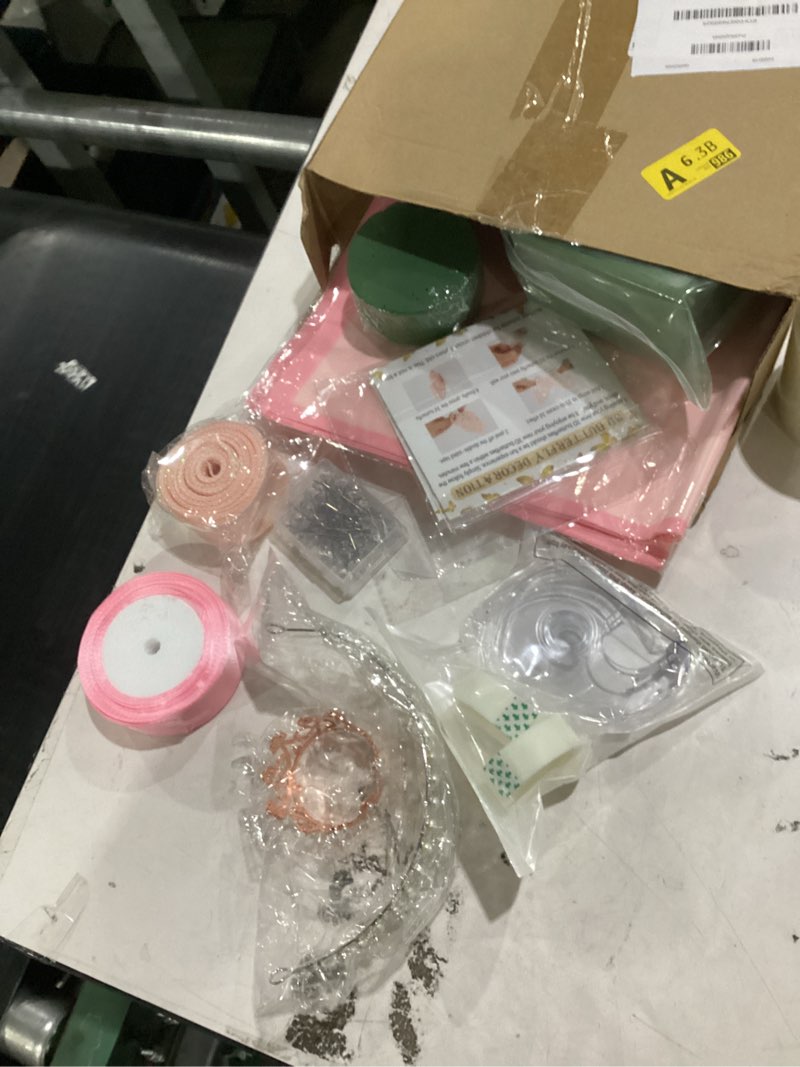 Condition photo showing Good Condition for xunyee bouquet kit 20 sheet flower wrapping paper 100 pcs bamboo skewers floral foam blocks for anniversary birthday gift graduation mother's day(transparent pink)