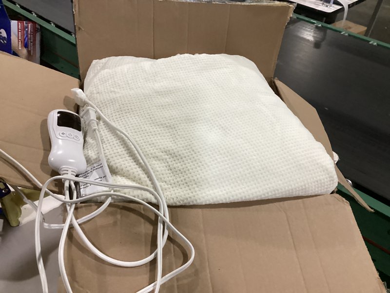 Condition photo showing As Is for PHF 100% Cotton Waffle Weave Blanket Twin Size 66"x90"-Lightweight Washed Soft Breathable Blanket for All Season-Perfect Blanket Layer for Couch Bed Sofa -Elegant Home Decoration - Cream