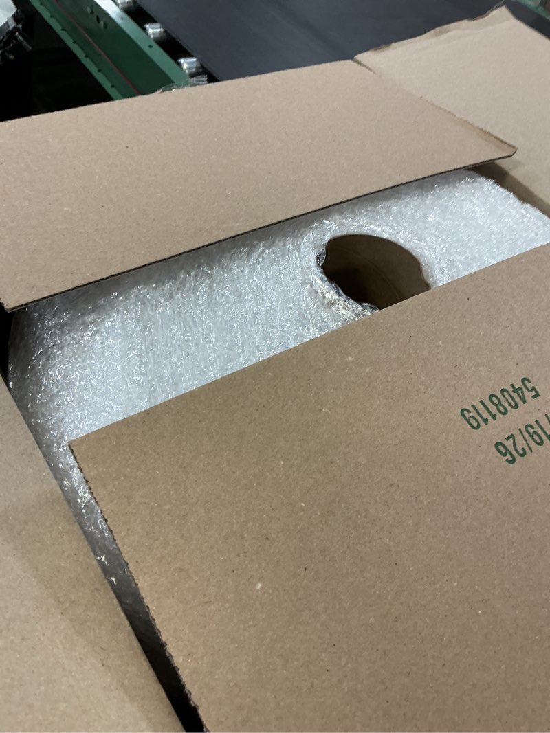 Condition photo showing New/Like New for amazon basics bubble wrap for moving, packing, shipping and storage, perforated protective cushioning for fragile items, 12-inch x 175-ft long roll, small 3/16", clear