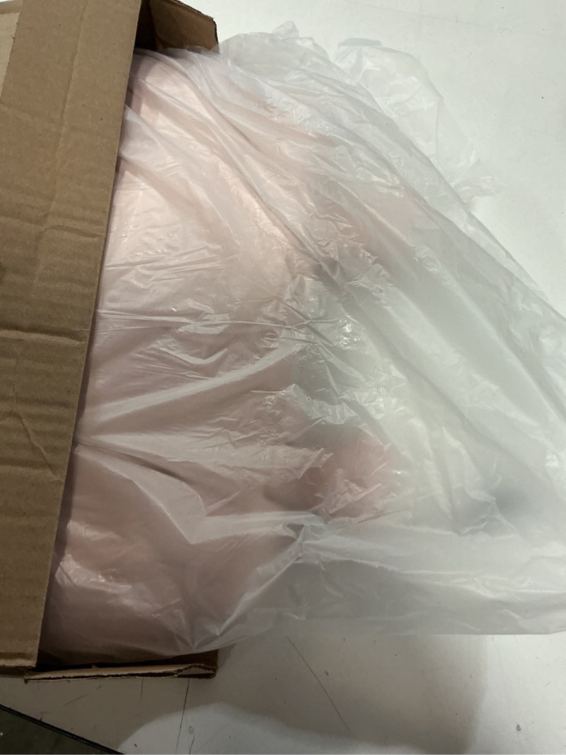 Condition photo showing Good Condition for Bemis Classic Colors Slow Close Toilet Seat, Easy Clean Hinges and Durable Plastic Seat, Made in USA, Round, Venetian Pink Round Venetian Pink