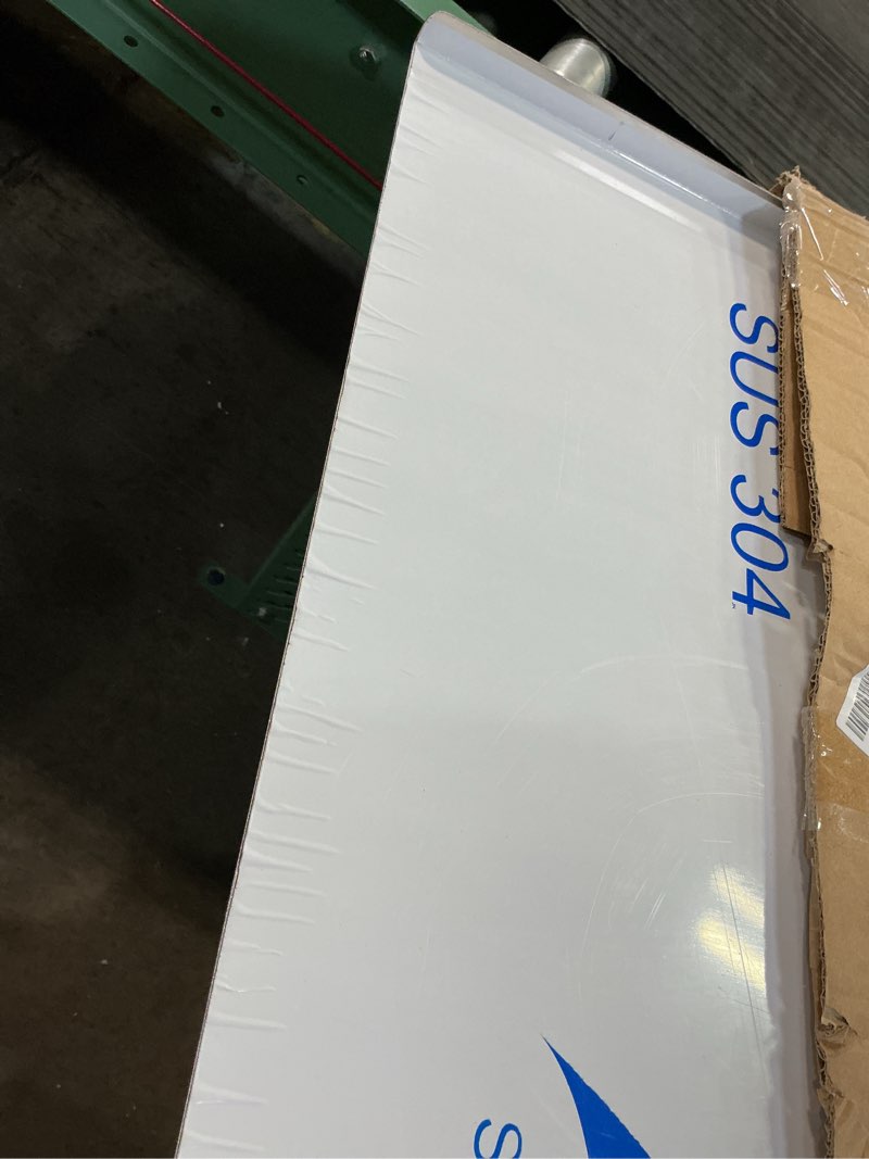 Condition photo showing Good Condition for stainless steel cutting boards for kitchen, lipped stainless steel cutting board. large cutting board suitable for meat, fruits, vegetables, bread, and baking (60 x 58cm / 23.6"l x 22.8"w) stainless steel 23.6"l x 22.8"w