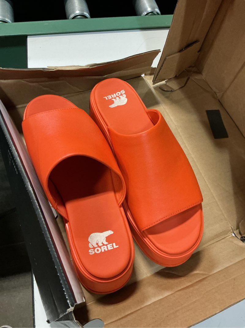 Condition photo showing Good Condition for sorel women's dayspring slide sandals 7.5 optimized orange/optimized orange