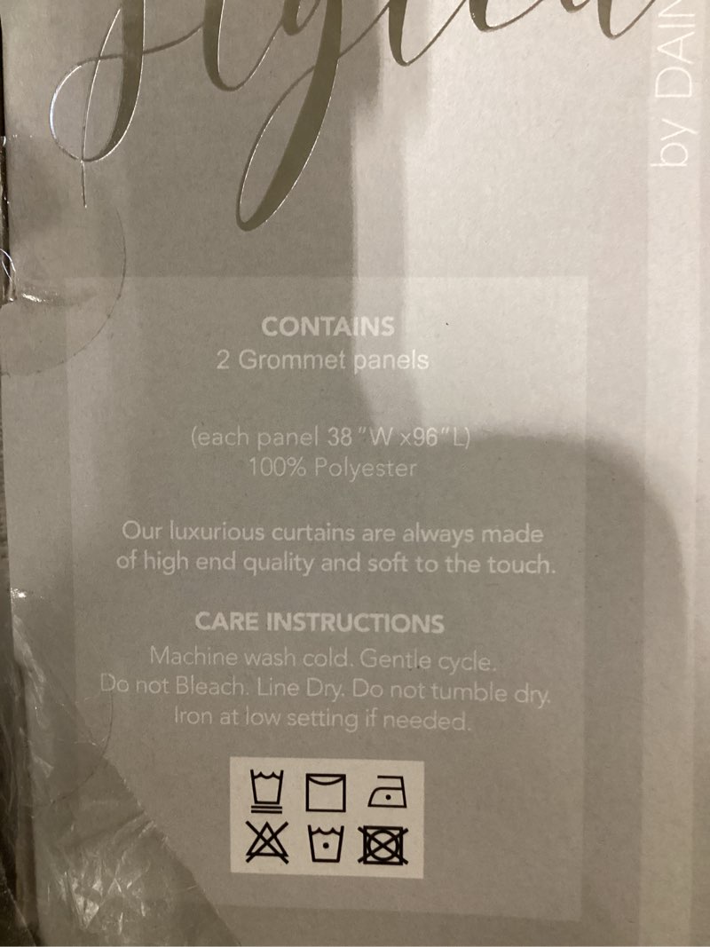 Condition photo showing Good Condition for Not exact item………Similar to……….Dainty Home Blackout Curtains for Bedroom & Living Room – 2 Panels 54\" W x 84\" L (108\" Total) – Room.     Actual Dimensions 38W x 96L