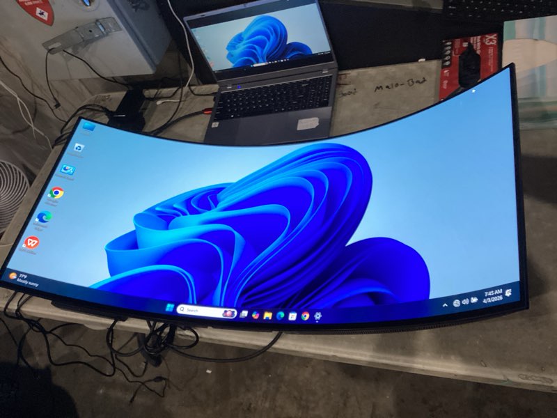 Condition photo showing Good Condition for lg 45gx950a-b 45-inch ultragear 5k2k wuhd (5120 x 2160) curved oled gaming monitor, dual-mode, 165hz, 0.03ms, nvidia g-sync, amd freesync premium pro, hdr true black 400, usb type-c 90w, dp2.1 45 inch