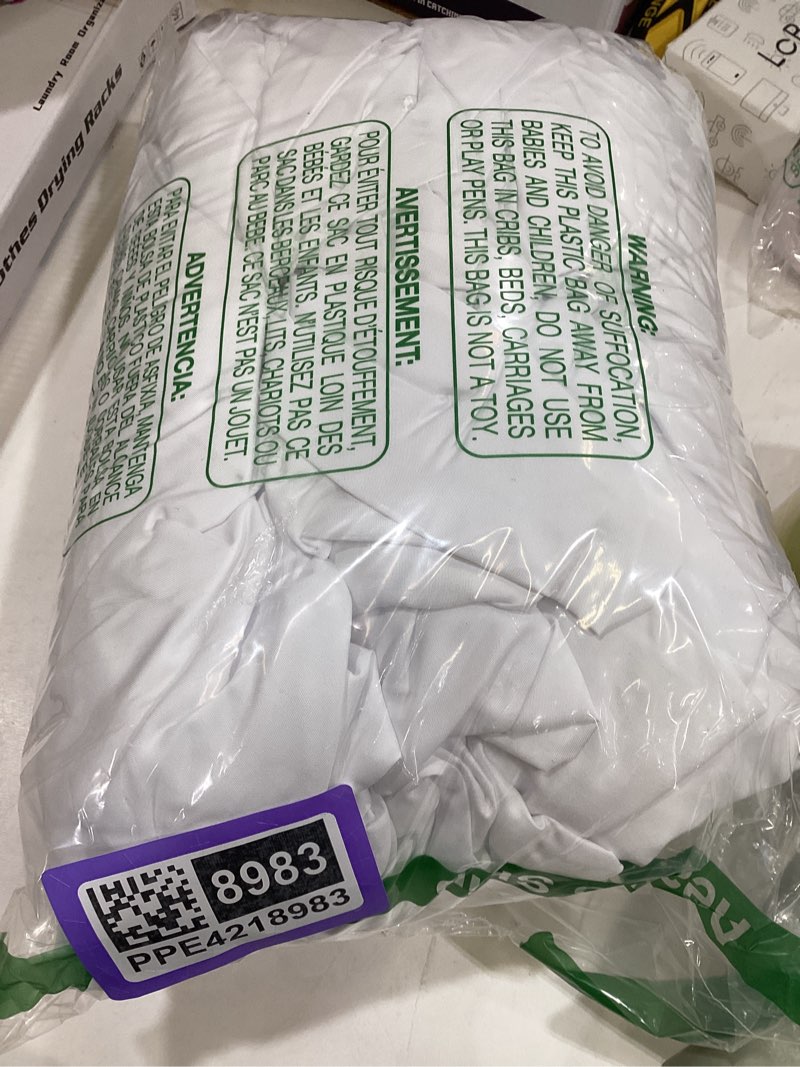 Condition photo showing Good Condition for sheets