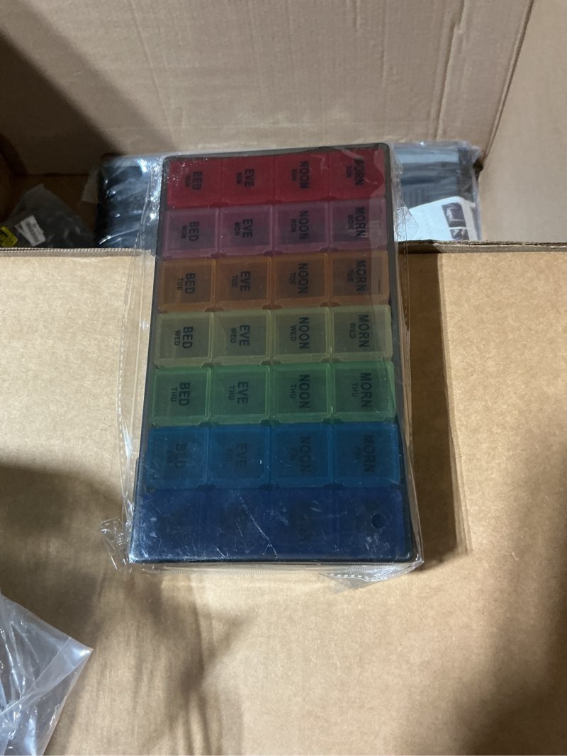 Condition photo showing Good Condition for 7 day pill organizer rainbow 4 pack 