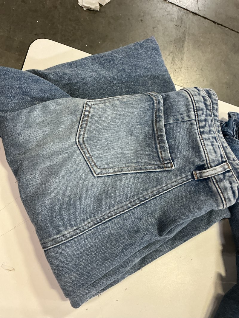 Condition photo showing Good Condition for celebrity pink women's and women's plus baggy wide leg jeans, available in 30", 32", and 34" inseams, sizes 1-24w