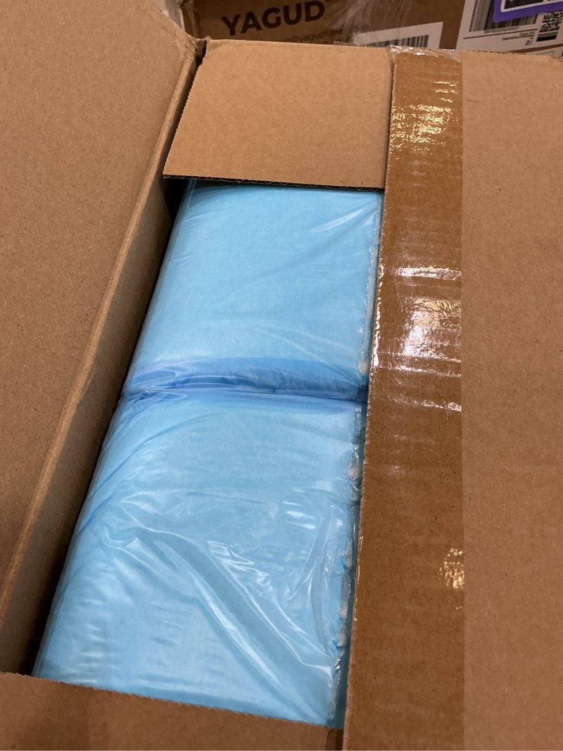 Condition photo showing New/Like New for amazon basics heavy duty dog and puppy pee pads, leak-proof 5-layer super absorbent, quick-dry surface for potty training, regular size, 24x23", blue & white, 50 count regular 50 count