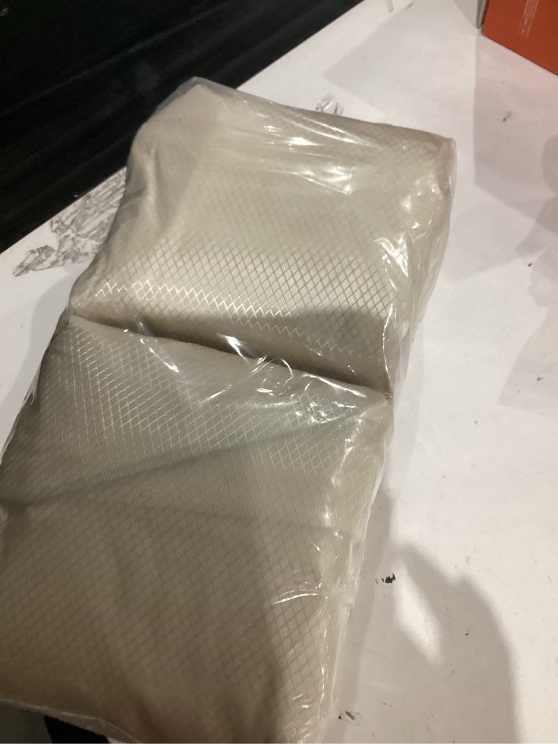 Condition photo showing As Is for DIMJ Comforter Storage Bag 6 Pack - Blanket Storage Organizer Compression Bags, Large Capacity Ultra Space Saving Self Compression Organize for Bedding, Pillow, Duvet, Sheet Storage with Zipper Window Beige 66L x 6 Pack