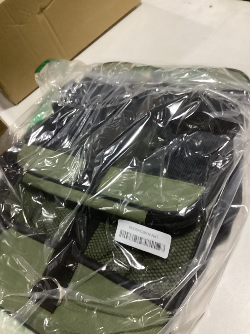 Condition photo showing Good Condition for Cat Carrier Airline Approved, Soft-Sided Dog Carrier with Inner Safety Leash, Pet Transport Carrier for Small-Medium Cats Puppies up to 15 Lbs, Collapsible Travel Kitten Carrier Bag -Green M 17.0"L x 11.0"W x 11.0"H Green