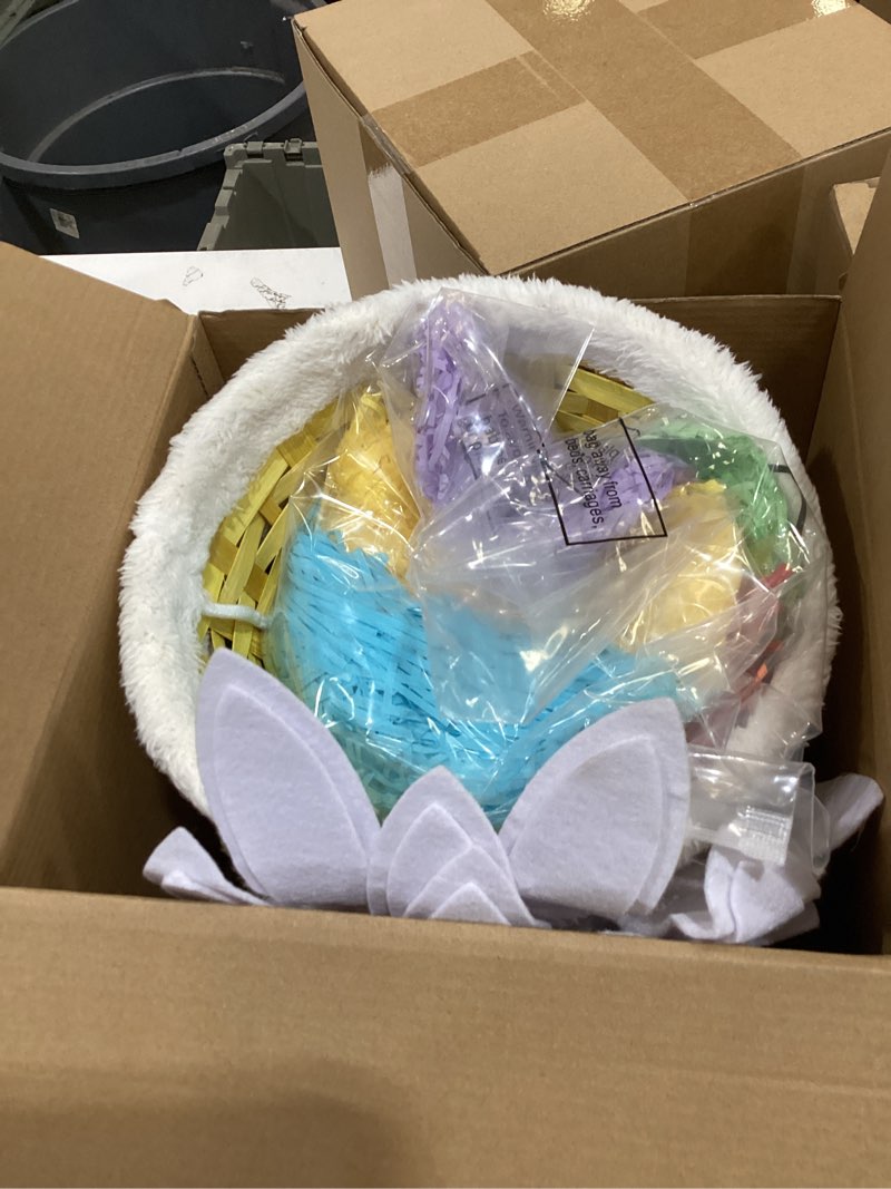 Condition photo showing Good Condition for didaey 6 pcs wicker basket with rope handles woven bamboo basket with grass raffia filler cute rabbit picnic hamper for party gifts (rainbow) rainbow 6