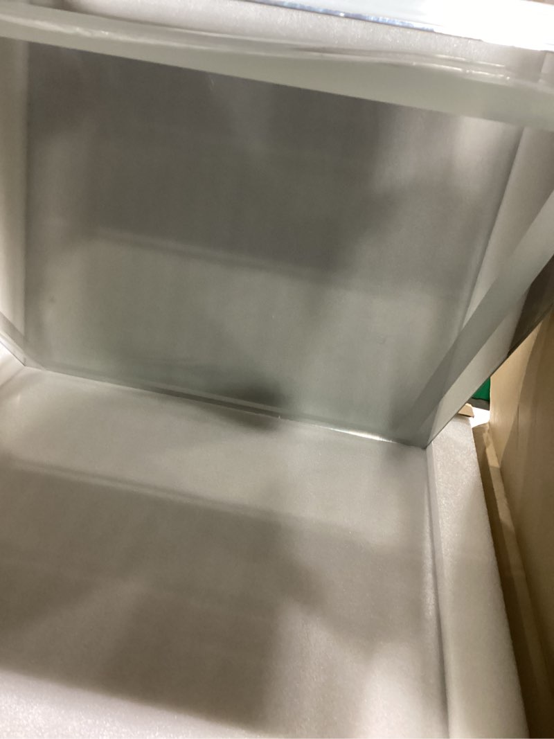 Condition photo showing Good Condition for 22x20 Inch Lighted Vanity Mirror, 3-Mode Touch Dimming LED Lighting, Large Makeup Mirror for Dressing Room, Tabletop or Wall-Mounted, White White 22"L x 20"W